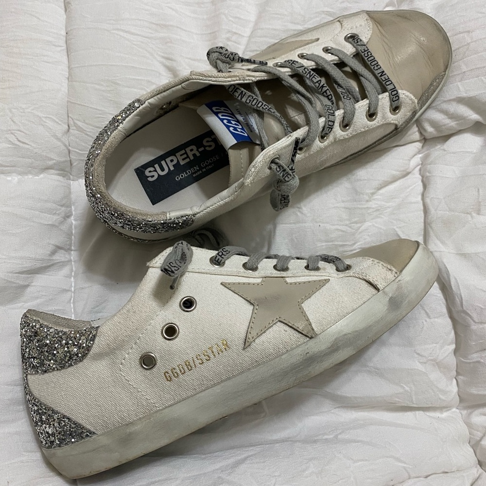 Golden Goose Superstar Lowtop Sneakers